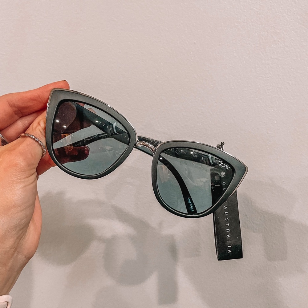 Quay black cat eye sunglasses